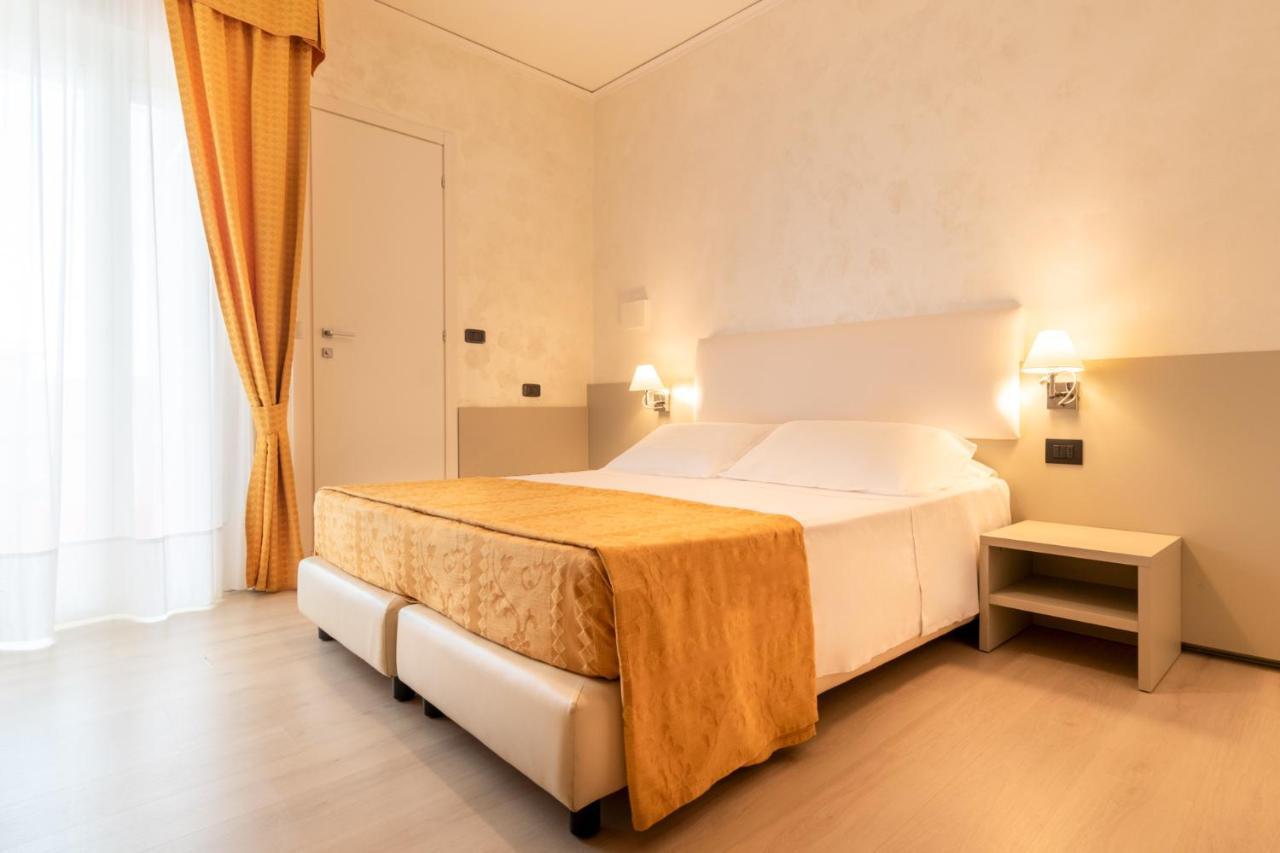 Continental B&B City Hotel Bibione Exterior foto