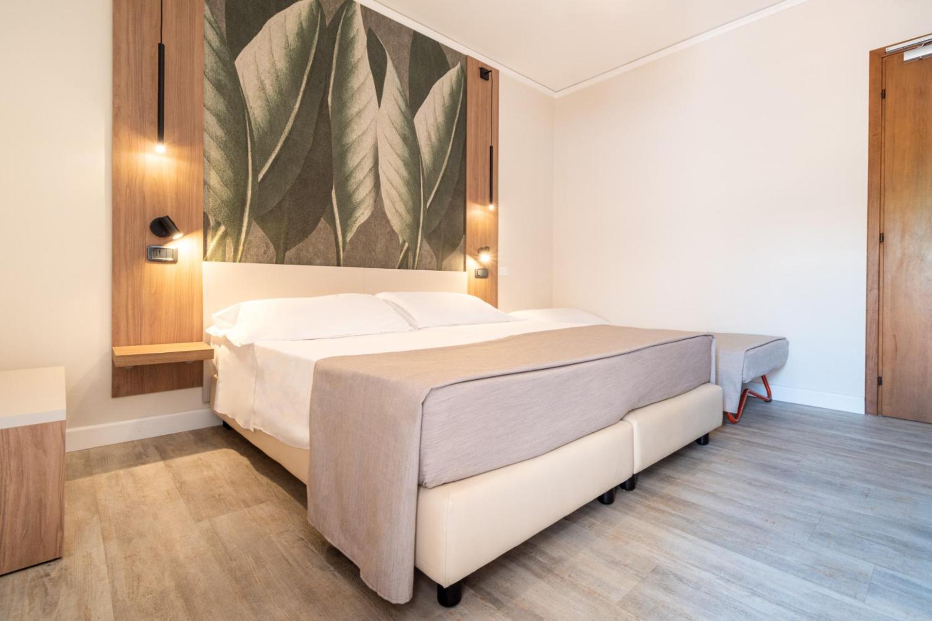 Continental B&B City Hotel Bibione Quarto foto